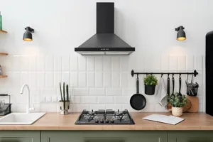 angled-vs-chimney-kitchen-hood