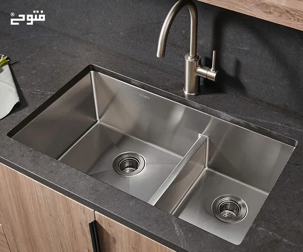 بررسی تفاوت سینک گرانیتی و استیل از نظر طول عمر